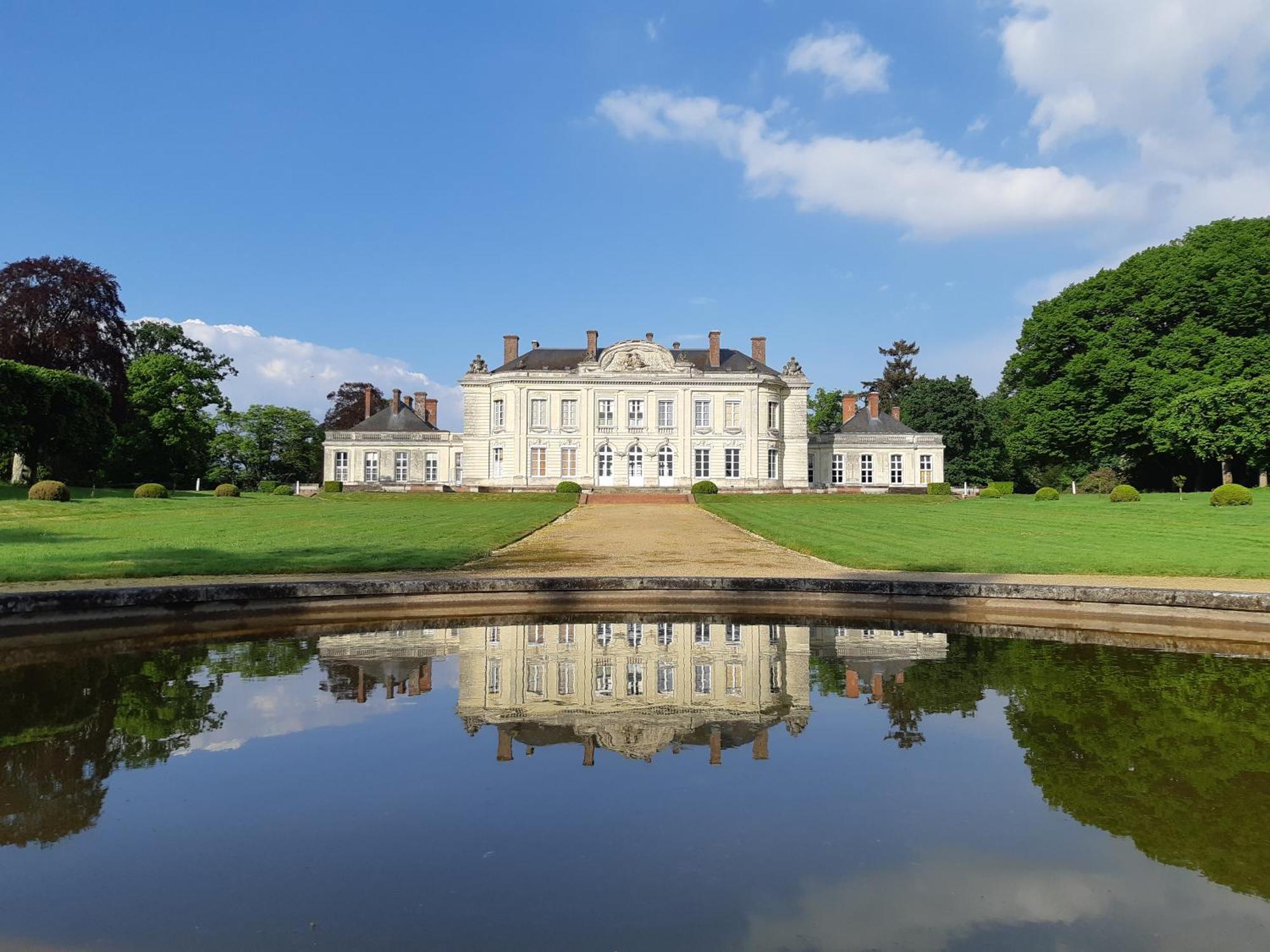 Chateau De Craon Craon  Buitenkant foto